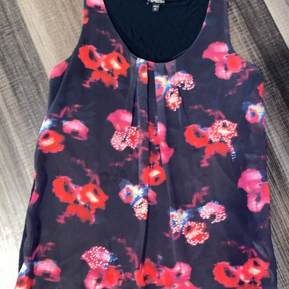 Express Black and Red Tank Top Floral Style - Picture 8 of 9